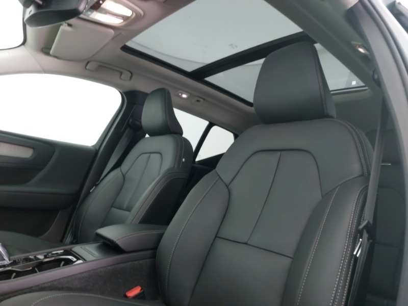 Used Volvo XC40 2024 for sale - 76347894: Photo 12