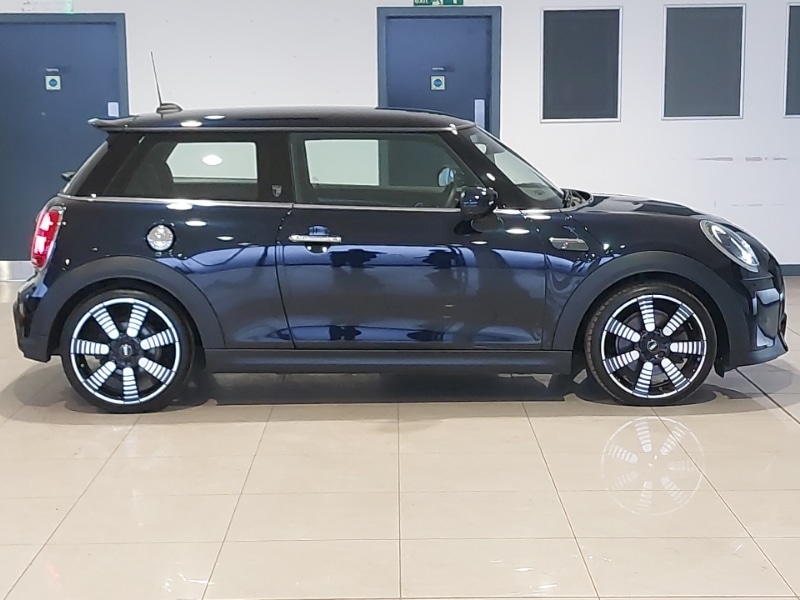 Used MINI Cooper 2023 for sale - 77955913: Photo 2