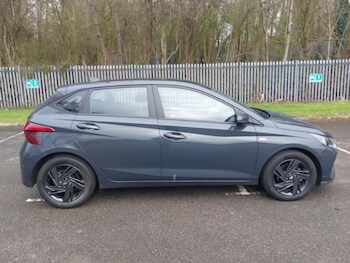 Used Hyundai i20 2023 for sale - 77912127: Photo