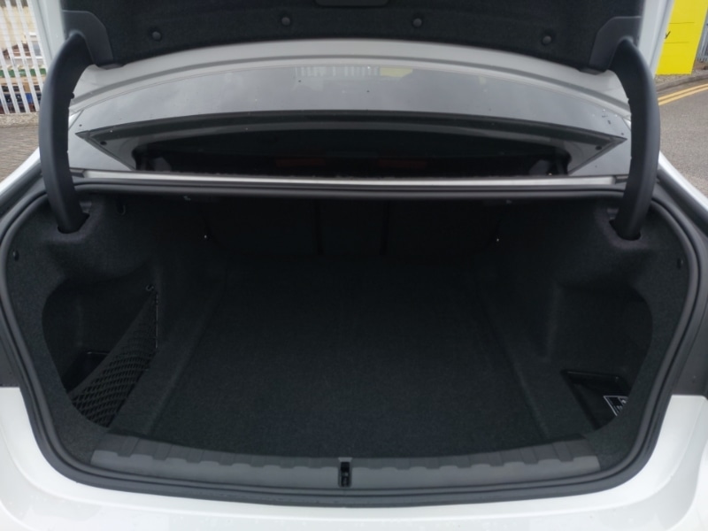 Used BMW 3 Series 2024 for sale - 76816952: Photo 8