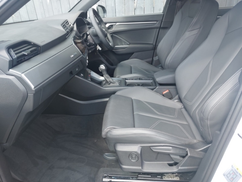 Used Audi Q3 2024 for sale - 77827652: Photo 5