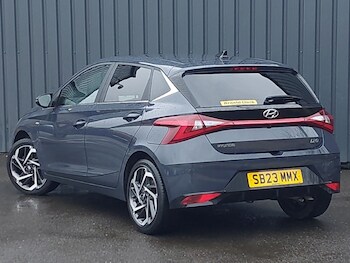 Used Hyundai i20 2023 for sale - 77330176: Photo