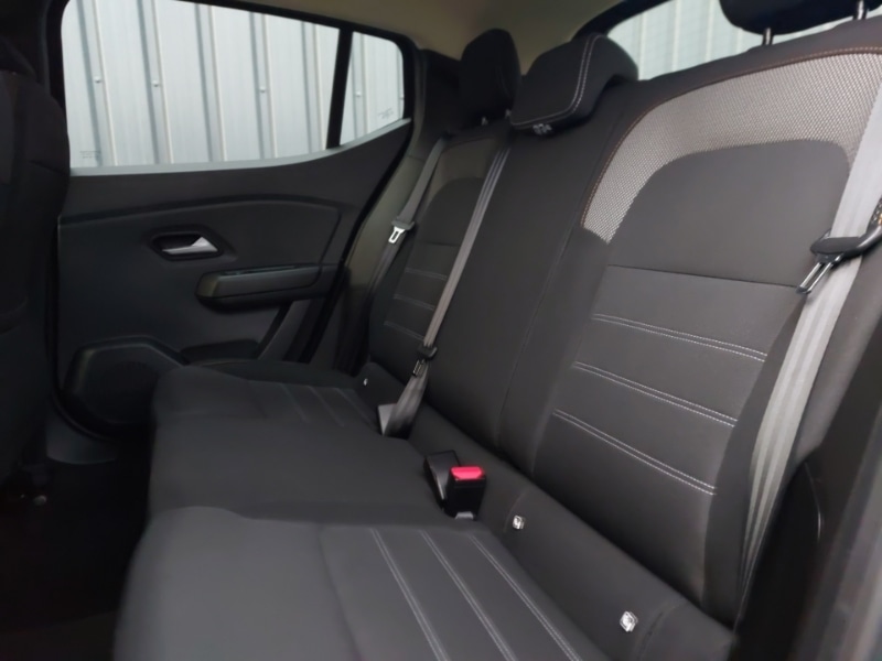 Used Dacia Sandero Stepway 2024 for sale - 77119451: Photo 6