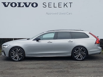 Used Volvo V90 2025 for sale - 77657266: Photo