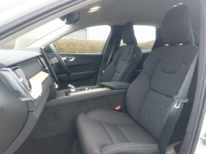 Used Volvo XC60 2025 for sale - 77955936: Photo 5
