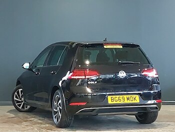 Used Volkswagen Golf 2019 for sale - 76492654: Photo