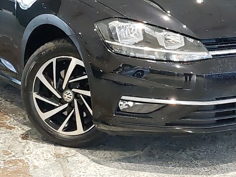 Used Volkswagen Golf 2019 for sale - 76492654: Photo 9