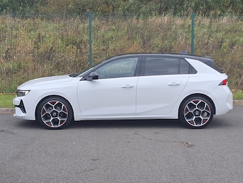Used Vauxhall Astra 2023 for sale - 76187460: Photo 4