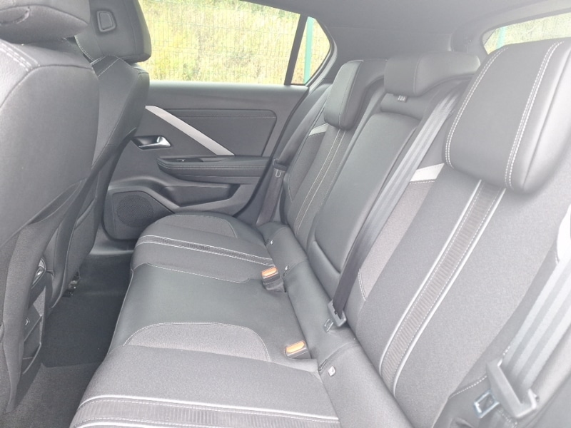 Used Vauxhall Astra 2023 for sale - 76187460: Photo 6