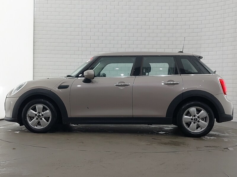 Used MINI Hatch 2022 for sale - 76619385: Photo 4