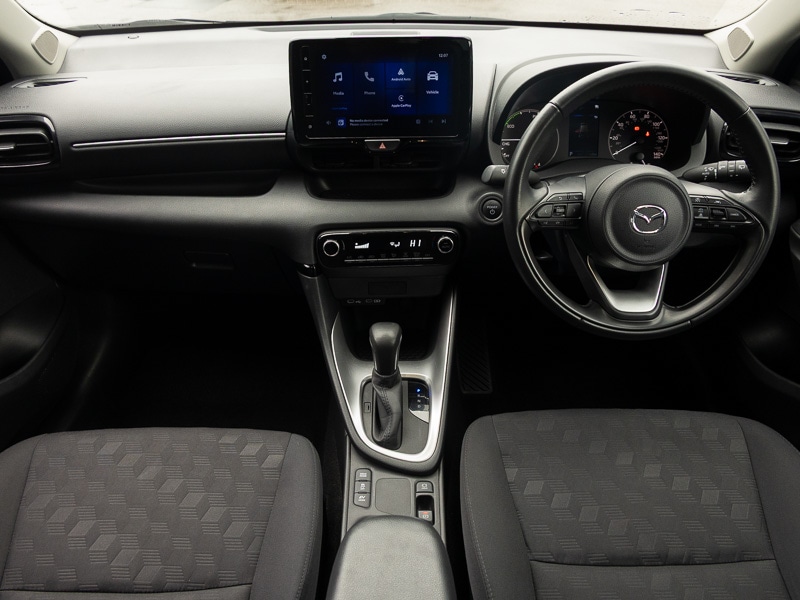 Used Mazda Mazda2 HYBRID 2024 for sale - 76975350: Photo 2