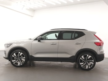Used Volvo XC40 2024 for sale - 76293741: Photo 4