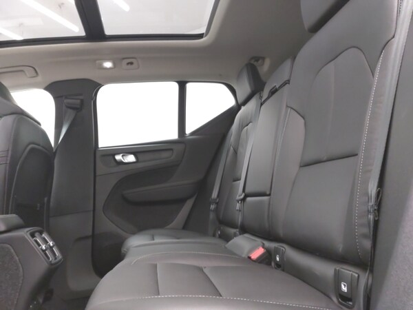 Used Volvo XC40 2024 for sale - 76293741: Photo 6