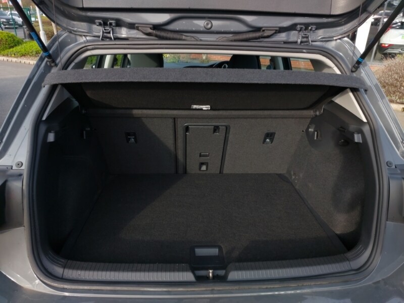 Used Volkswagen Golf 2020 for sale - 77981080: Photo 8