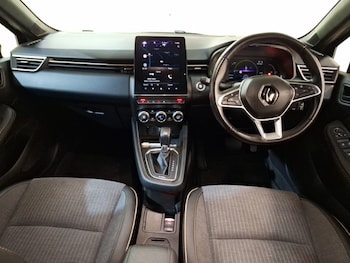 Used Renault Clio 2022 for sale - 76700275: Photo