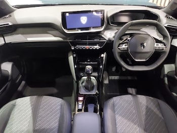 Used Peugeot 2008 2025 for sale - 75463536: Photo