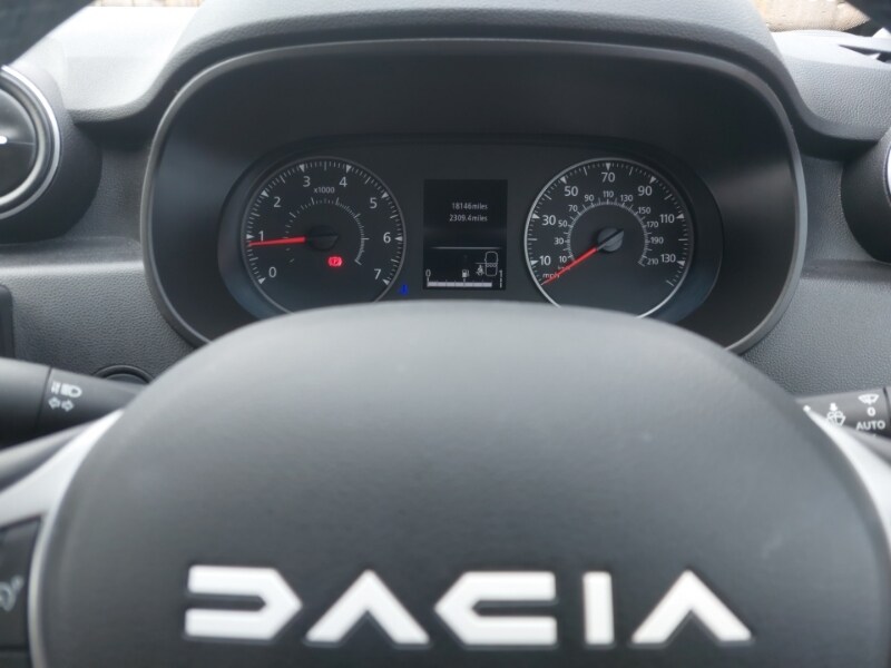 Used Dacia Duster 2023 for sale - 77816947: Photo 11