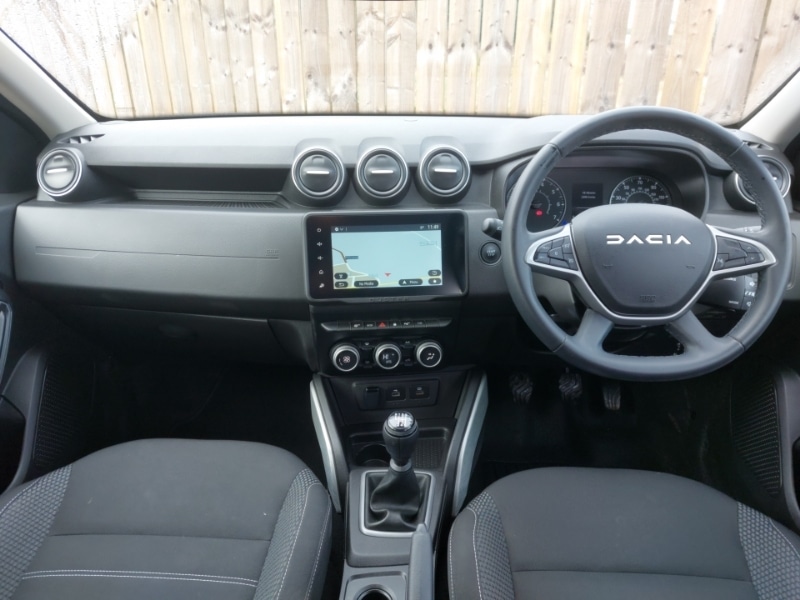 Used Dacia Duster 2023 for sale - 77816947: Photo 2