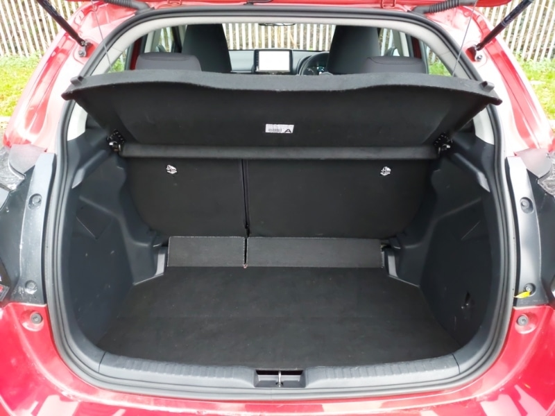 Used Mazda Mazda2 HYBRID 2024 for sale - 76898081: Photo 8