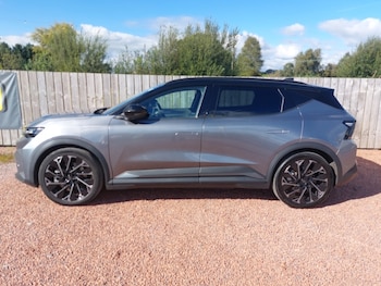 Used Renault Scenic E-Tech 2024 for sale - 77316370: Photo