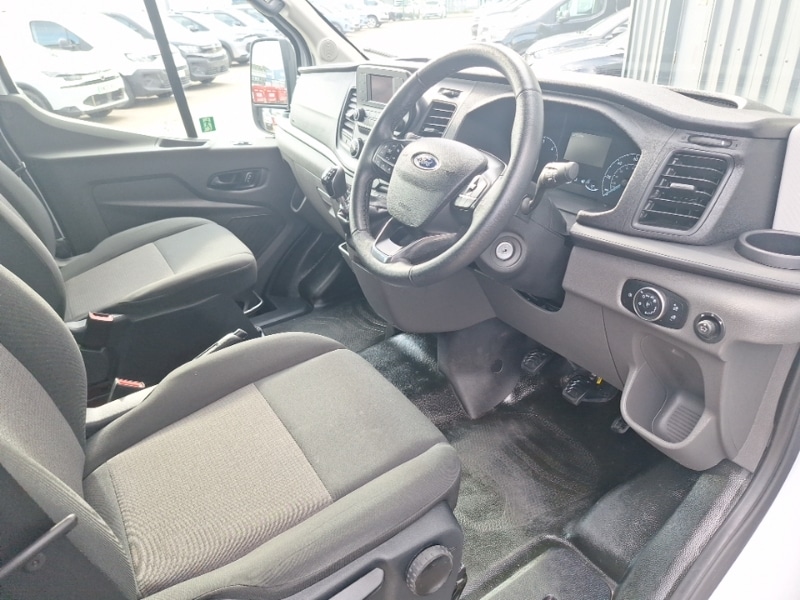 Used Ford Transit 2020 for sale - 76502639: Photo 2
