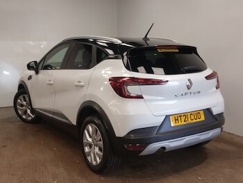 Used Renault Captur 2021 for sale - 75480147: Photo