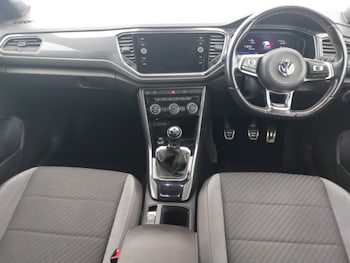 Used Volkswagen T-Roc 2020 for sale - 77560913: Photo