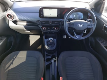 Used Hyundai i10 2024 for sale - 75628900: Photo