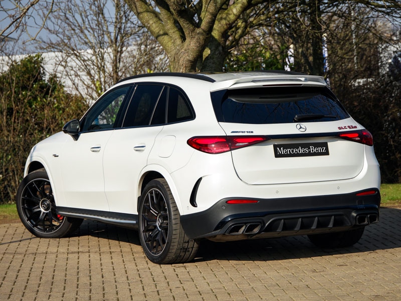 Used Mercedes-Benz GLC 2023 for sale - 76575755: Photo 3