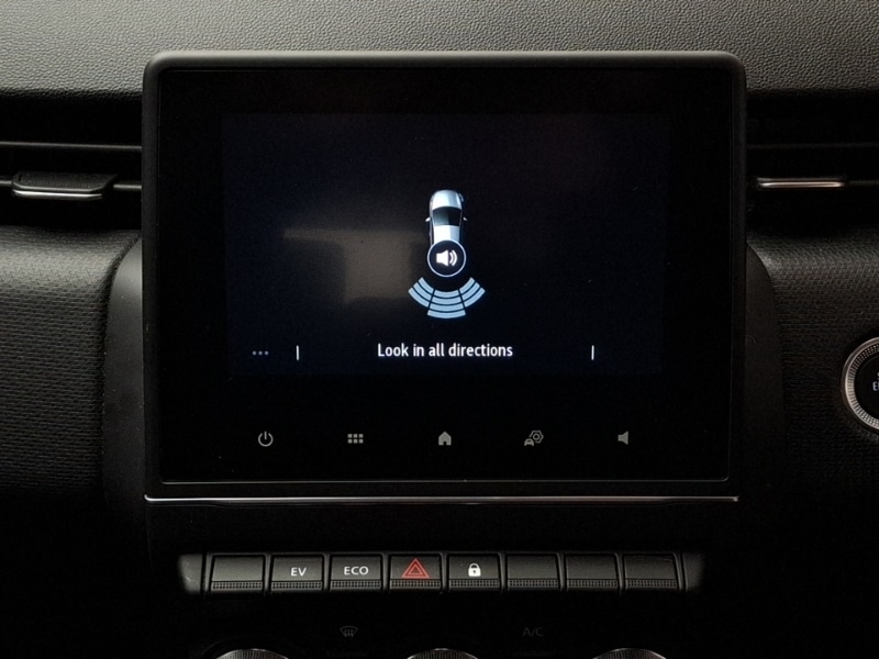 Used Renault Clio 2023 for sale - 77874914: Photo 11