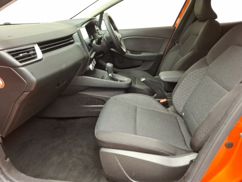 Used Renault Clio 2023 for sale - 77874914: Photo 5