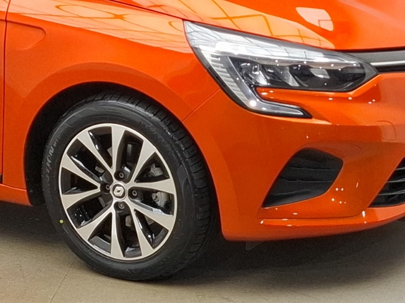 Used Renault Clio 2023 for sale - 77874914: Photo 9