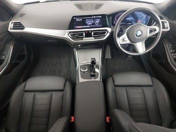 Used BMW 3 Series 2022 for sale - 75674604: Photo