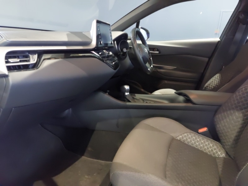 Used Toyota C-HR 2021 for sale - 77875079: Photo 5