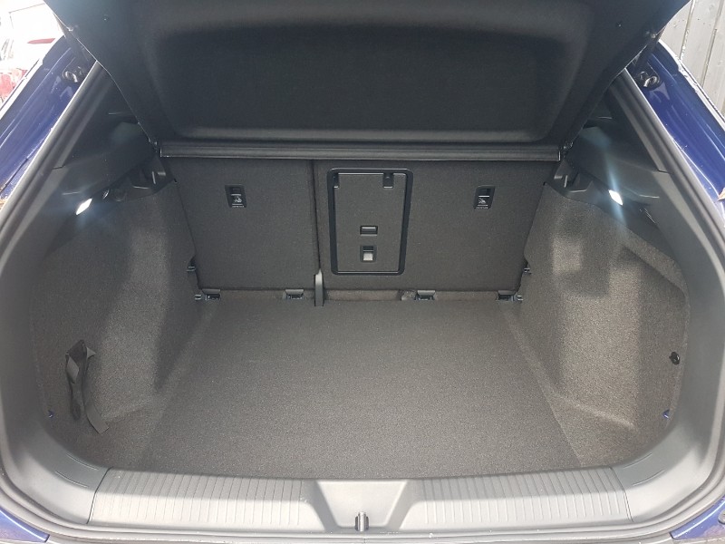 Used Volkswagen ID.4 2025 for sale - 77019682: Photo 8