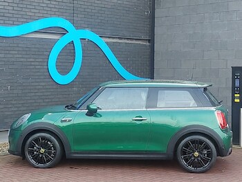 Used MINI Hatch 2021 for sale - 77876668: Photo