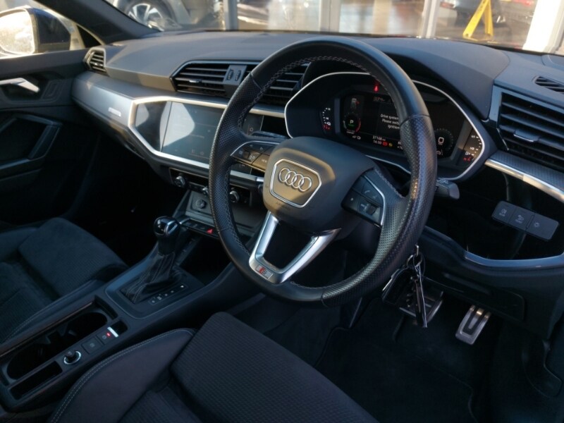 Used Audi Q3 2021 for sale - 77184489: Photo 10