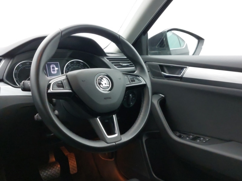 Used Skoda Superb 2020 for sale - 77142258: Photo 10