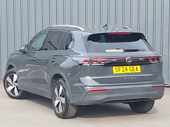 Used Volkswagen Tiguan 2024 for sale - 75755086: Photo