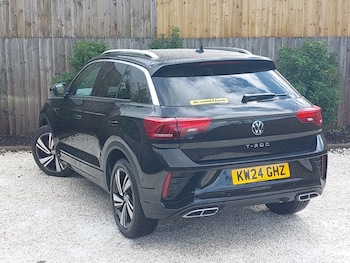 Used Volkswagen T-Roc 2024 for sale - 76778793: Photo