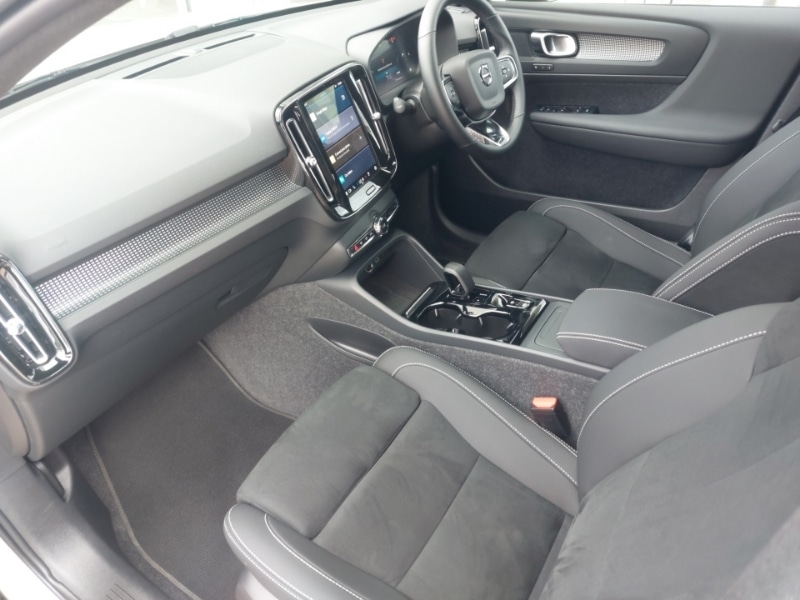 Used Volvo XC40 2024 for sale - 77155189: Photo 5