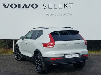 Used Volvo XC40 2025 for sale - 77998943: Photo