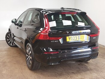 Used Volvo XC60 2023 for sale - 76160206: Photo 3