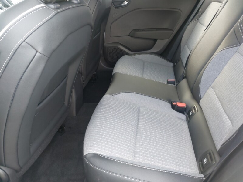 Used Renault Clio 2024 for sale - 77832853: Photo 6