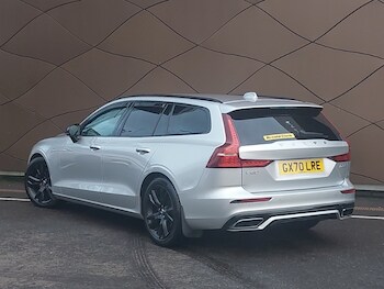 Used Volvo V60 2020 for sale - 77522940: Photo