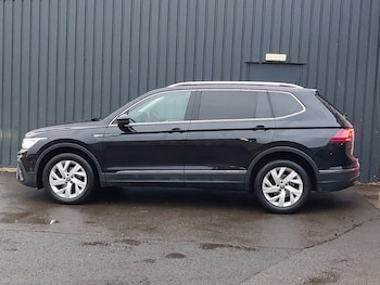 Used Volkswagen Tiguan Allspace 2022 for sale - 77202350: Photo