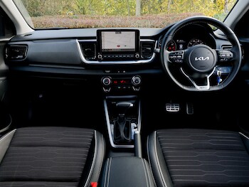 Used Kia Stonic 2024 for sale - 77467360: Photo