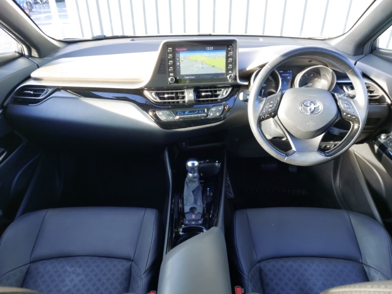 Used Toyota C-HR 2020 for sale - 77209924: Photo 2