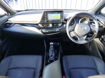 Used Toyota C-HR 2020 for sale - 77209924: Photo