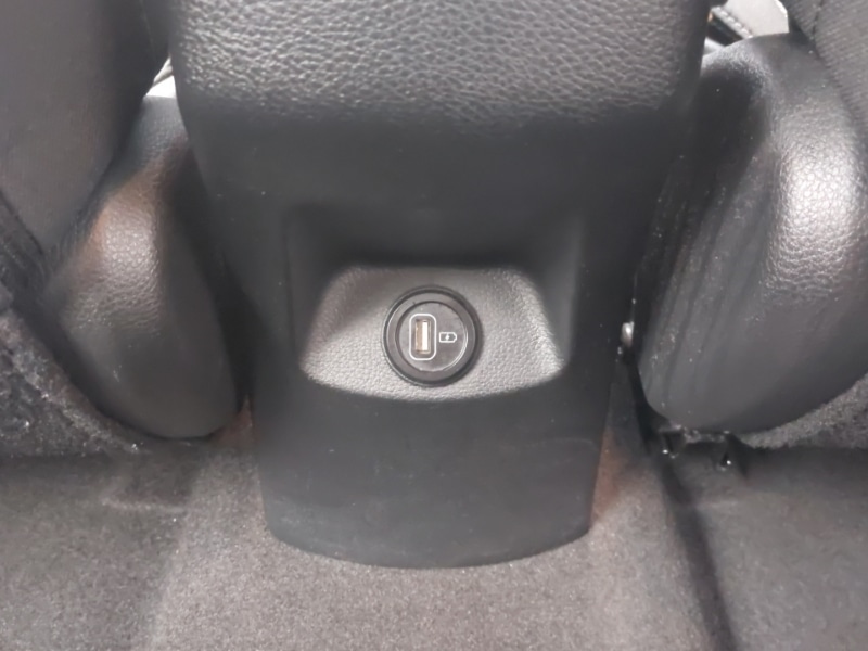 Used Kia Stonic 2023 for sale - 77611344: Photo 11